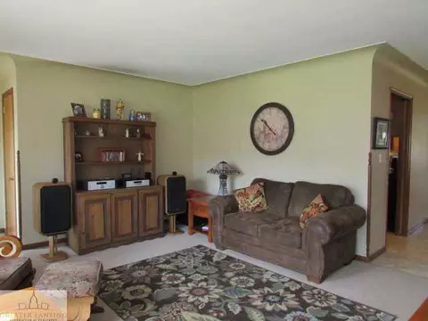 216 Mark St, Mason, MI 48854 photo 6
