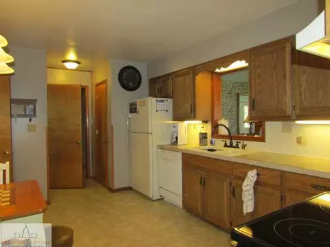 216 Mark St, Mason, MI 48854 photo 10