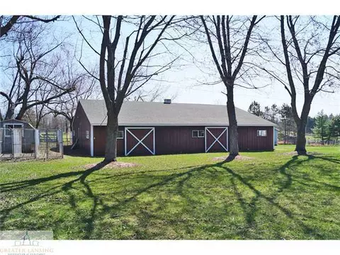 5120 Barton, Williamston, MI 48895 photo 23