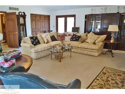 5120 Barton, Williamston, MI 48895 photo 5
