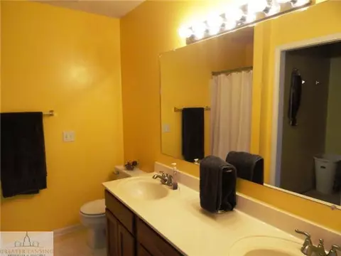 2960 Pine Tree Rd, Lansing, MI 48911 photo 17