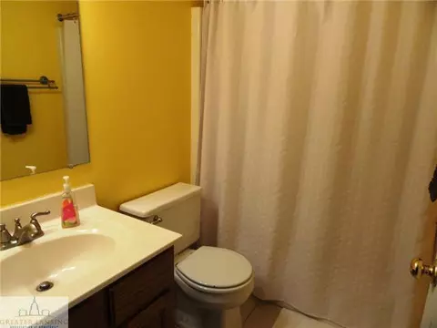 2960 Pine Tree Rd, Lansing, MI 48911 photo 18