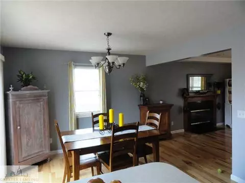 2960 Pine Tree Rd, Lansing, MI 48911 photo 10