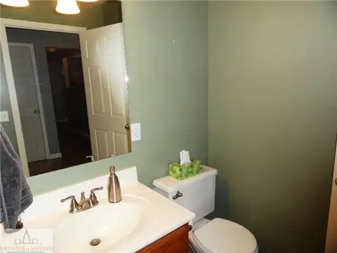 2960 Pine Tree Rd, Lansing, MI 48911 photo 14