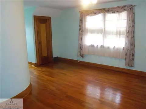 213 E Scott, Grand Ledge, MI 48837 photo 10