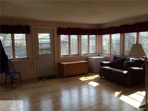302 E Oak, Mason, MI 48854 photo 8
