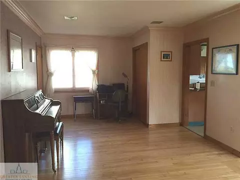 302 E Oak, Mason, MI 48854 photo 10