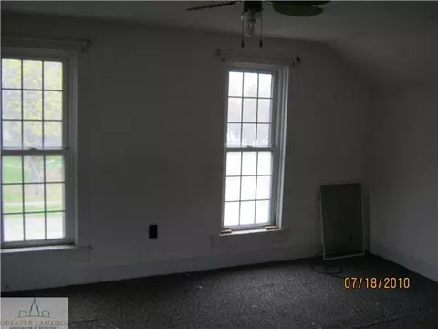 409 S S Brg, Dimondale, MI 48821 photo 17