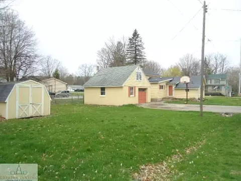 409 S S Brg, Dimondale, MI 48821 photo 5