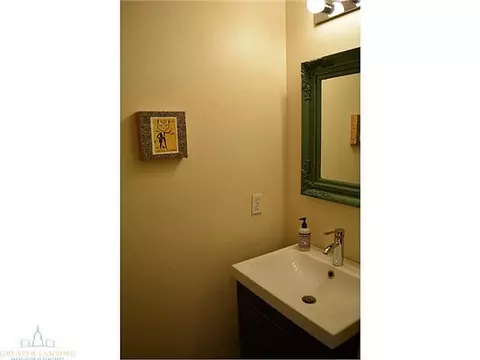 7631 Taragreen Dr, Lansing, MI 48917 photo 6
