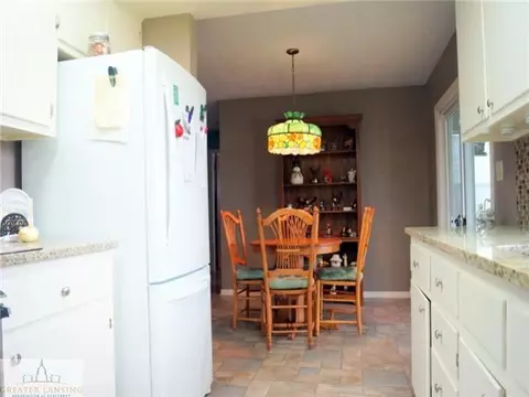 727 Arbor Vitae Dr, Lansing, MI 48917 photo 12