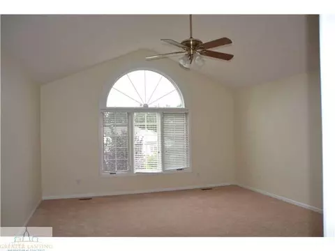 1579 Picadilly, Haslett, MI 48840 photo 9
