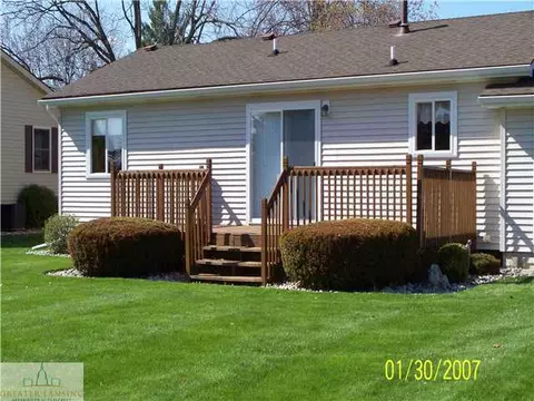 209 Hurd St, Saint Johns, MI 48879 photo 2
