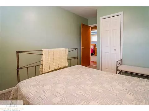 432 Iris, Lansing, MI 48917 photo 10