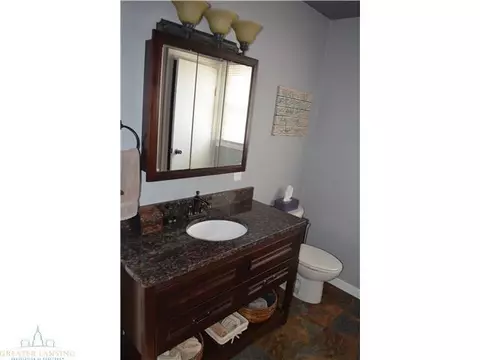 362 Green St, Perry, MI 48872 photo 9