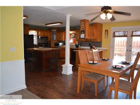 362 Green St, Perry, MI 48872 photo 3