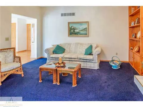 1402 Alan Ln, Lansing, MI 48917 photo 3