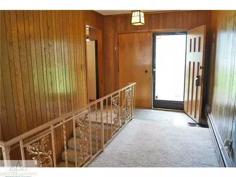 715 E Scott, Grand Ledge, MI 48837 photo 3