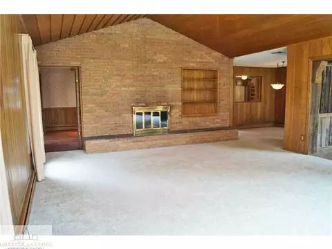 715 E Scott, Grand Ledge, MI 48837 photo 4