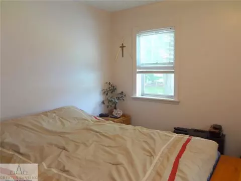 2309 Lyons Ave, Lansing, MI 48910 photo 8