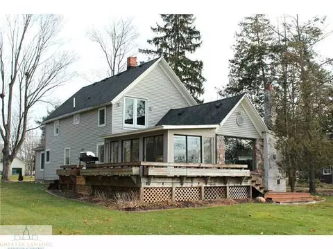 240 Washington, Dimondale, MI 48821 photo 19