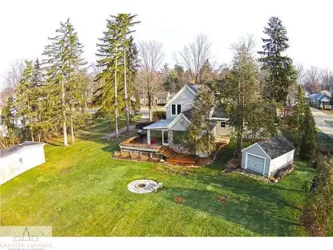240 Washington, Dimondale, MI 48821 photo 22
