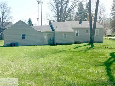 2471 Eifert, Holt, MI 48842 photo 2