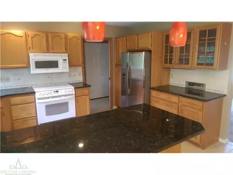 1351 Linden, Dewitt, MI 48820 photo 8
