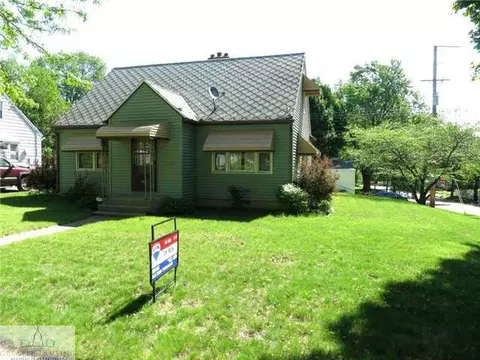 2521 Devonshire Ave, Lansing, MI 48910 photo 1