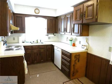 2521 Devonshire Ave, Lansing, MI 48910 photo 5