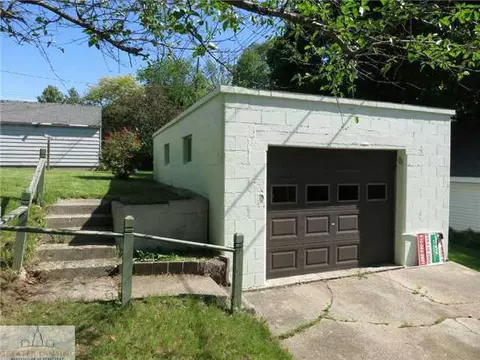 2521 Devonshire Ave, Lansing, MI 48910 photo 19