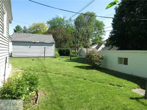 2521 Devonshire Ave, Lansing, MI 48910 photo 18