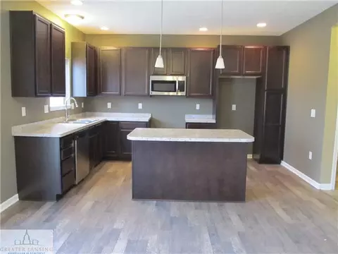 719 Starlight Way, Perry, MI 48872 photo 7