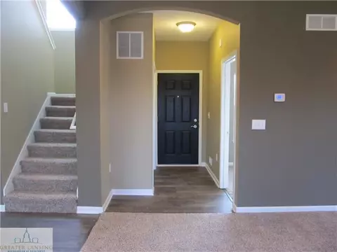 719 Starlight Way, Perry, MI 48872 photo 3