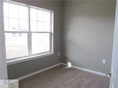 719 Starlight Way, Perry, MI 48872 photo 5