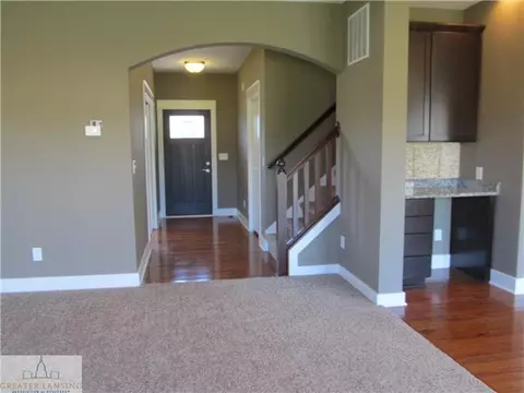 503 Shoreline Dr, Dewitt, MI 48820 photo 3