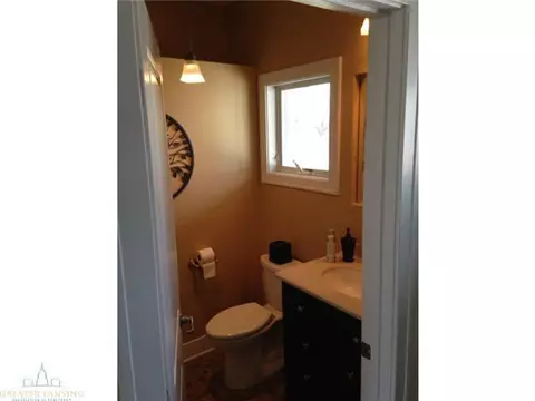 606 Button, Okemos, MI 48864 photo 16