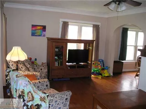 607 E Walker St, Saint Johns, MI 48879 photo 7