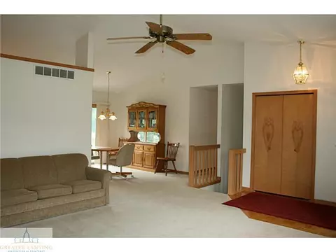 648 Earliglow Ln, Haslett, MI 48840 photo 6
