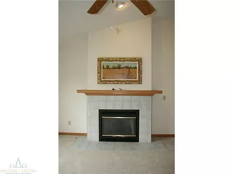 648 Earliglow Ln, Haslett, MI 48840 photo 4