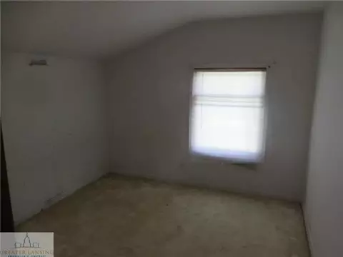 612 Everett Dr, Lansing, MI 48912 photo 10