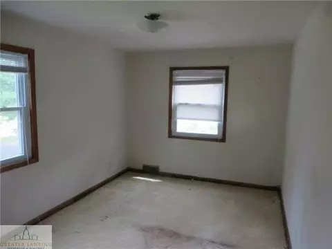 612 Everett Dr, Lansing, MI 48912 photo 8