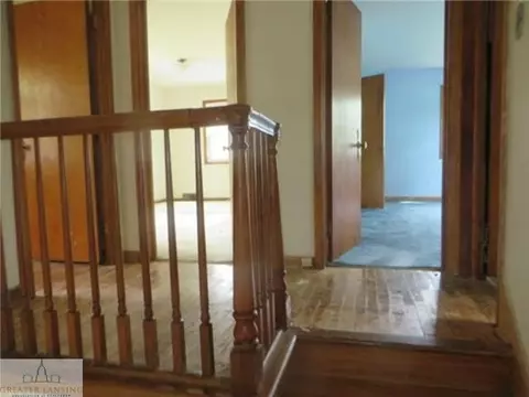 612 Everett Dr, Lansing, MI 48912 photo 7