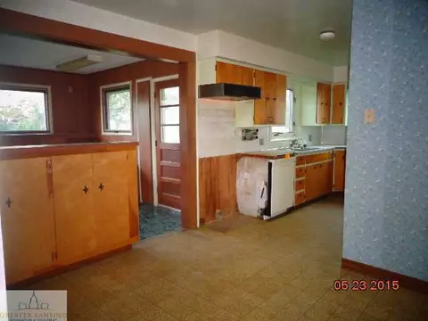 519 E Scott St, Grand Ledge, MI 48837 photo 3