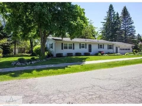 1329 Biscayne Way, Haslett, MI 48840 photo 2