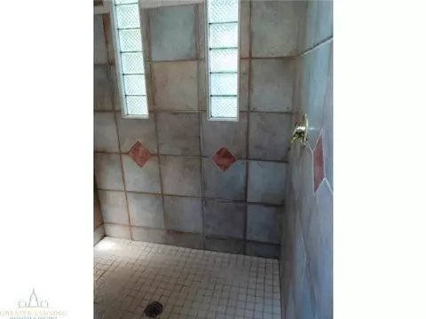 1590 Pike, Haslett, MI 48840 photo 17