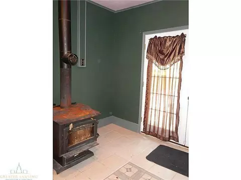 1050 W Dill, Dewitt, MI 48820 photo 12