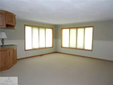 1050 W Dill, Dewitt, MI 48820 photo 7