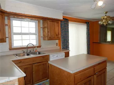 1050 W Dill, Dewitt, MI 48820 photo 11