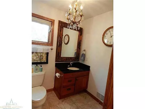 6315 Quail, Haslett, MI 48840 photo 21